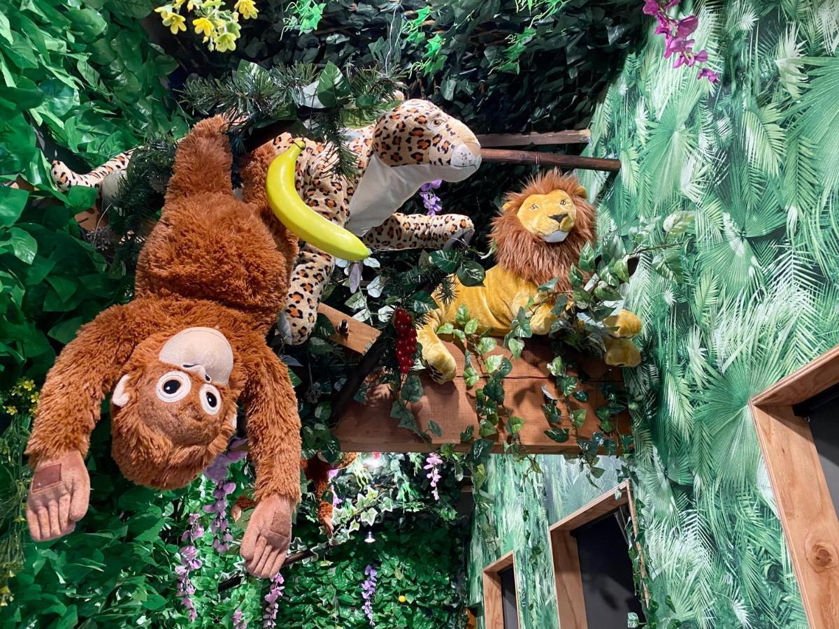 Hotel Jungle Fun Fun Osaka Zewnętrze zdjęcie